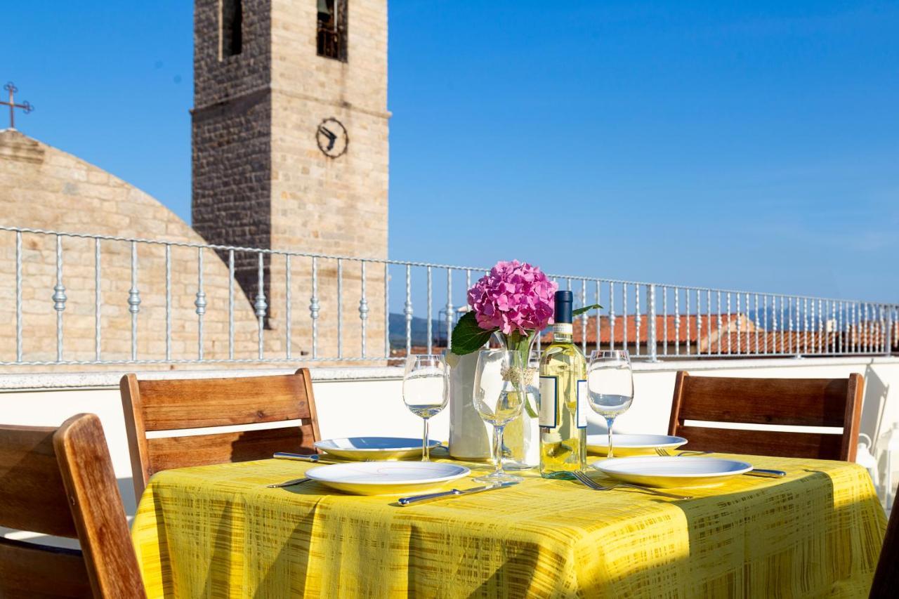 La Via Rooms And Terrace Όλμπια Εξωτερικό φωτογραφία
