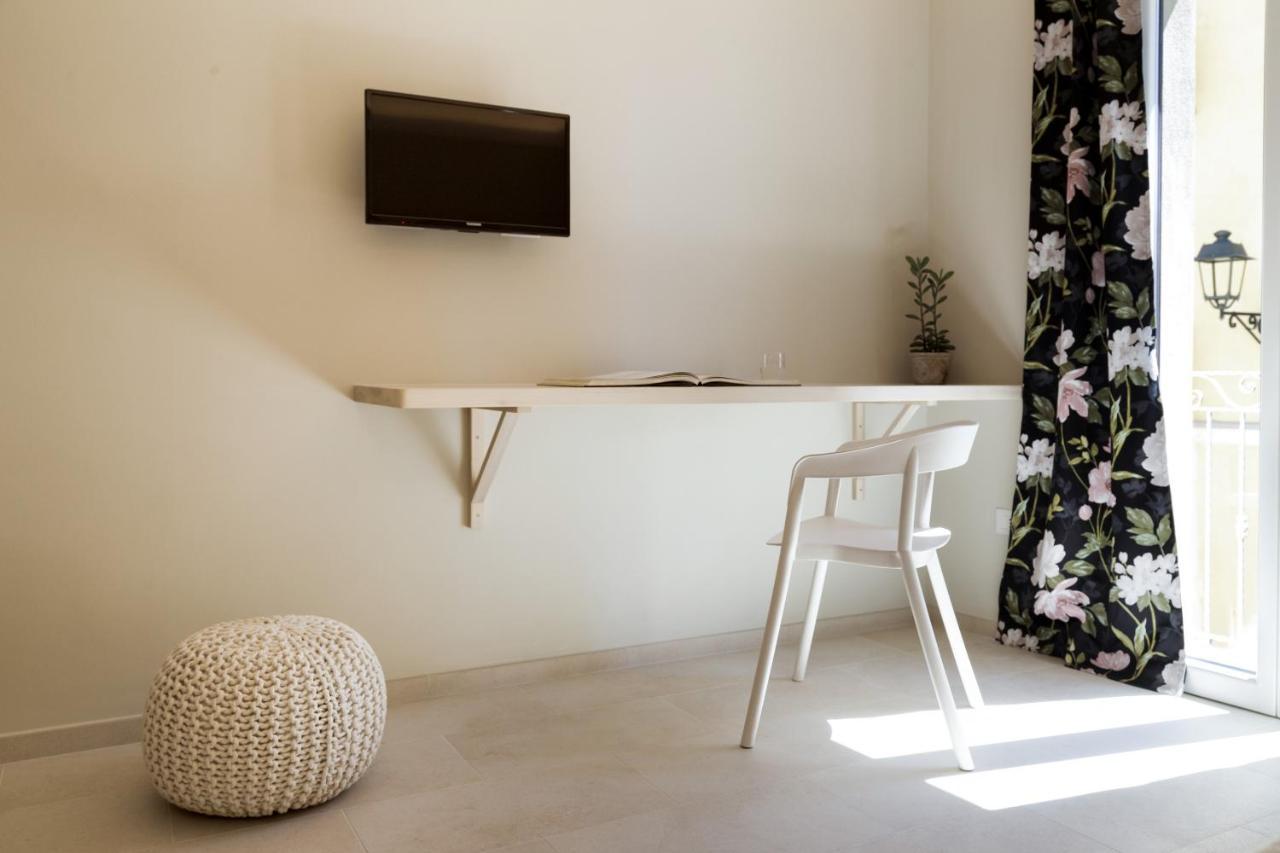 La Via Rooms And Terrace Όλμπια Εξωτερικό φωτογραφία