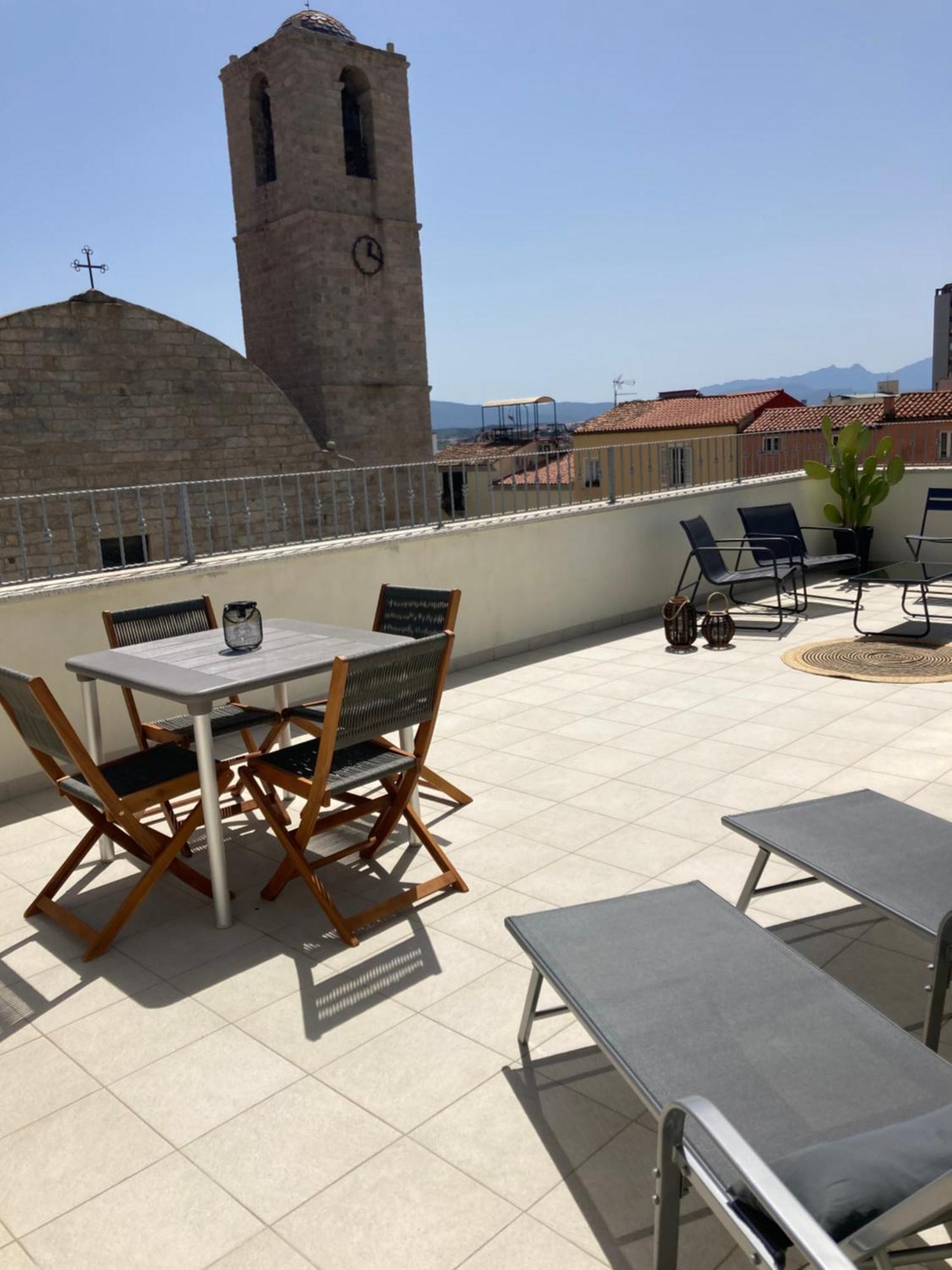 La Via Rooms And Terrace Όλμπια Εξωτερικό φωτογραφία